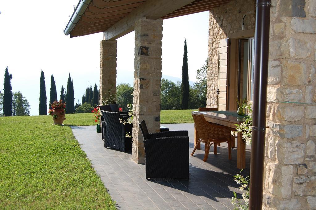 Agriturismo Casa del Castagneto Gargnano Habitación foto